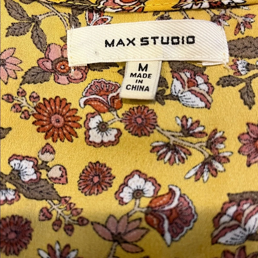 Max Studio Floral Pleated V Neck Tie Waist Blouse Top Size Medium - Picture 7 of 8